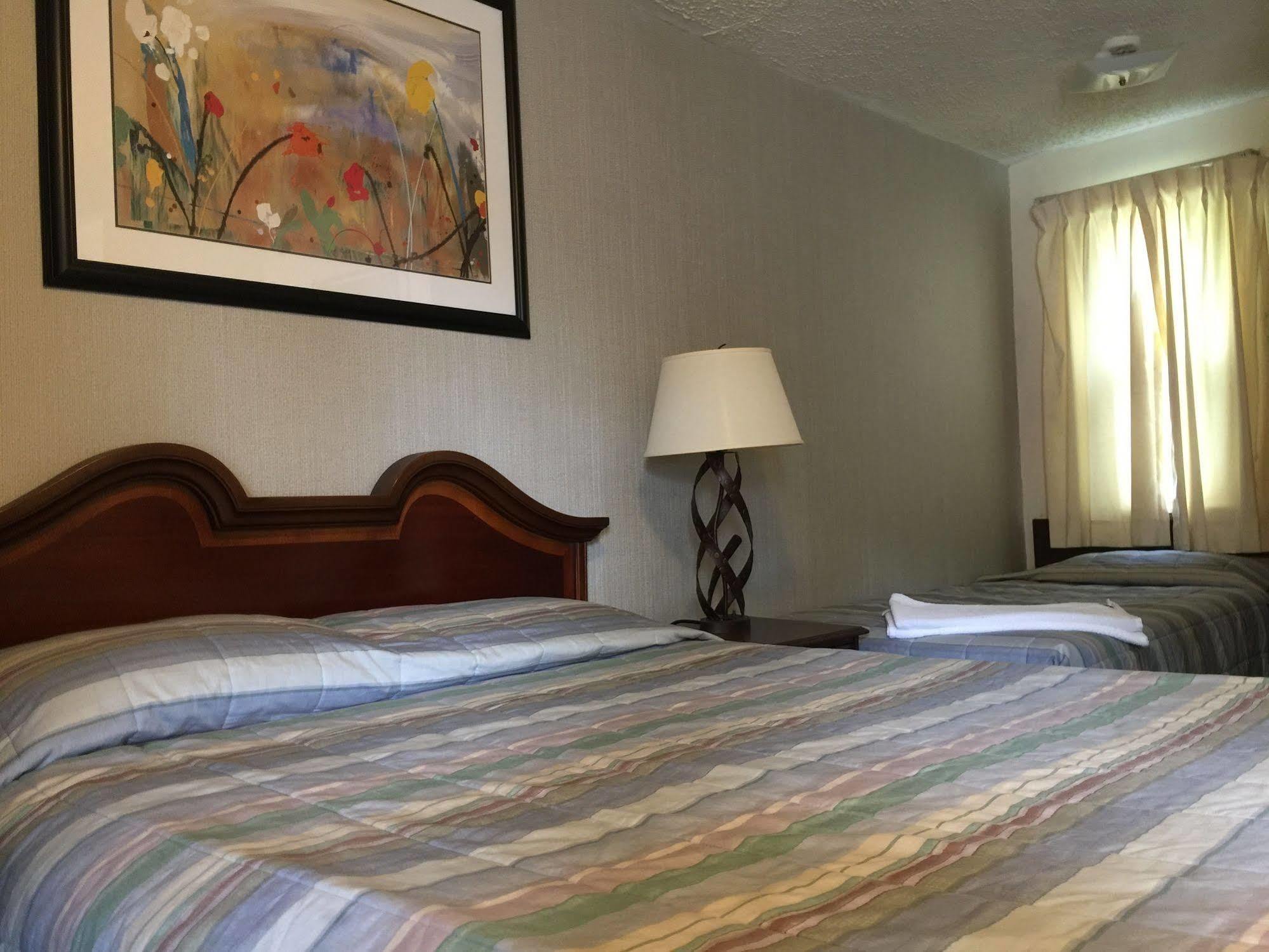 Falls Motel ไนแอการาฟอลส์ ภายนอก รูปภาพ